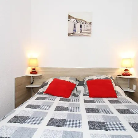 Apartment T1 Avec Grande Terrasse, Climatise, Proche Des Thermes, Equipe Lave-vaisselle Et Lave-linge - Fr-1-553-43 *