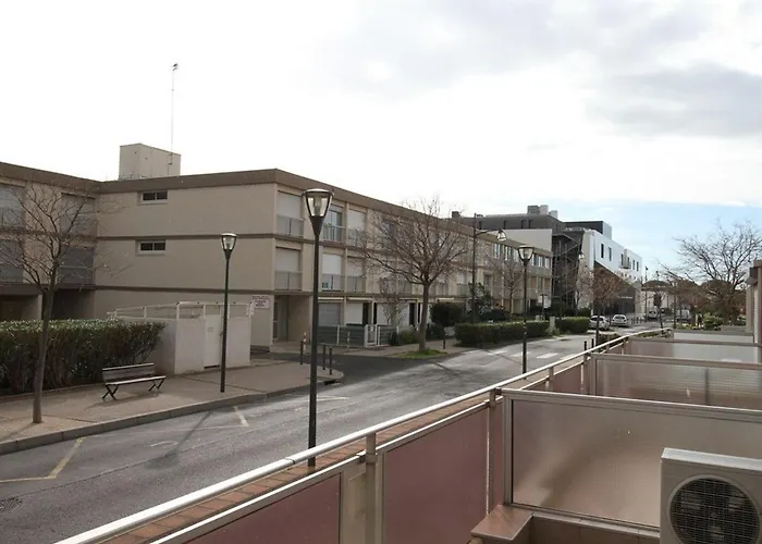 T1 Avec Grande Terrasse, Climatise, Proche Des Thermes, Equipe Lave-vaisselle Et Lave-linge - Fr-1-553-43 * バラルック・レ・バン