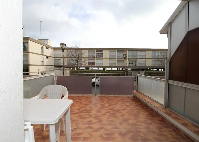 Apartmán T1 Avec Grande Terrasse, Climatise, Proche Des Thermes, Equipe Lave-vaisselle Et Lave-linge - Fr-1-553-43 Balaruc-les-Bains
